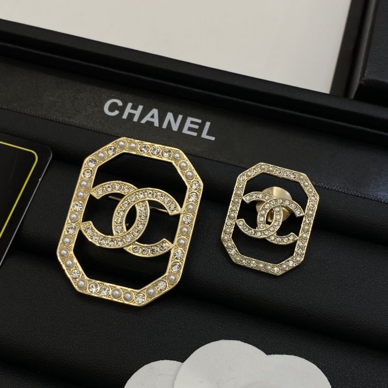 Ch*el brooches